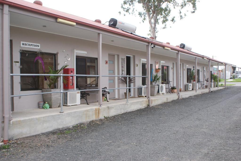 Karuah Riverside Motel Extérieur photo